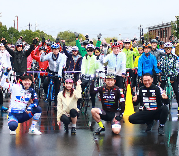 トップレーサーと一緒に自然の中をライドしよう